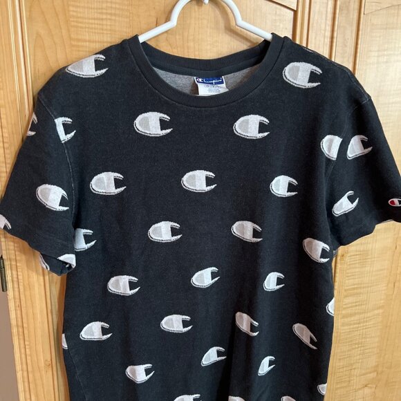 Champion Black Crewneck T-Shirt With Allover Logo Print Medium - Picture 2 of 5